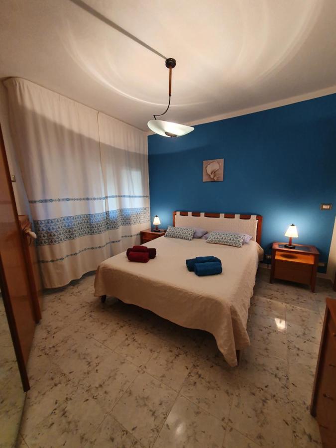 Casa Vacanze "Sara" Альгеро Экстерьер фото