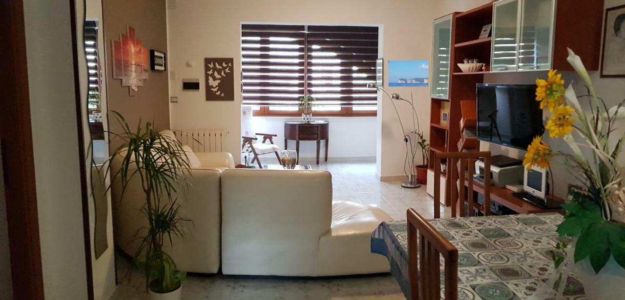 Casa Vacanze "Sara" Альгеро Экстерьер фото